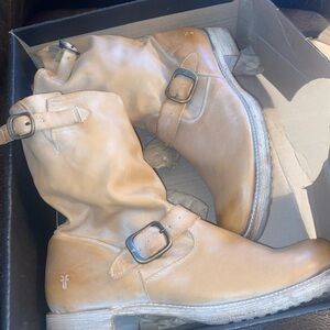 Frye Veronica Short boots
